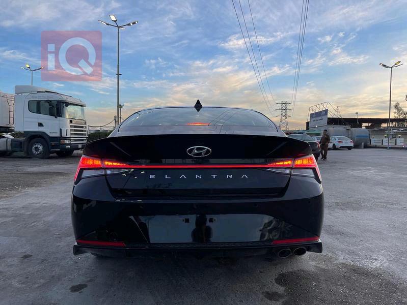 هیوندای ئەلەنترا